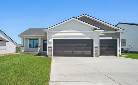 1819 Tuscany Drive SE, Altoona, IA 50009