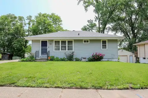801 Winegardner Road, Des Moines, IA 50317