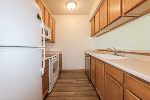 undefined, Indianola, IA 50125