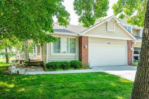 2801 EP True Parkway unit: 201, West Des Moines, IA 50265