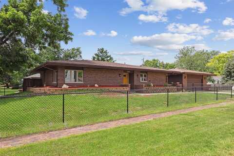 506 2nd Avenue SW, Altoona, IA 50009