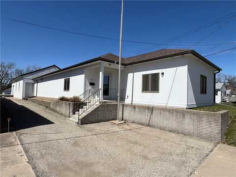 219 W 11th Street N, Newton, IA 50208