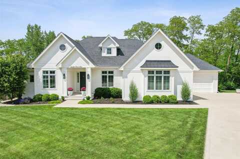 16105 Sharon Court, Urbandale, IA 50323