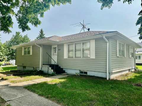 400 6th Street, Adair, IA 50002