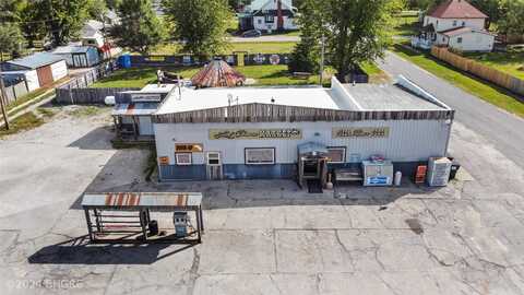 114 S Prairie Street, Russell, IA 50238