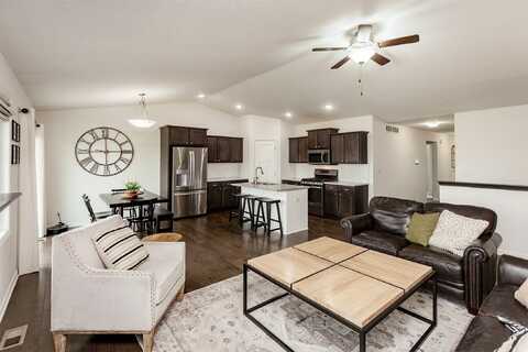 775 NE Addison Drive, Waukee, IA 50263