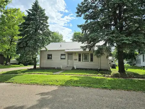 1011 S 9th Street, Oskaloosa, IA 52577
