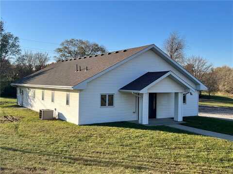 1805 S 8th Avenue E, Newton, IA 50208