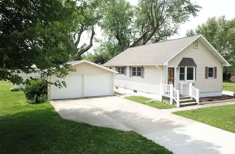 4530 NE 34th Court, Des Moines, IA 50317