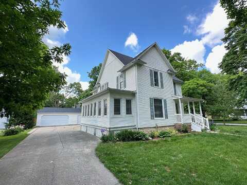 724 W Jefferson Street, Winterset, IA 50273