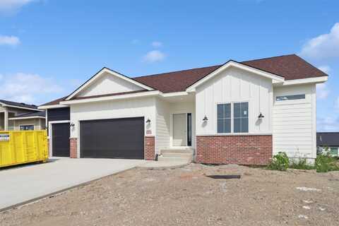 16628 Deerview Drive, Urbandale, IA 50323
