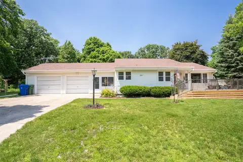 700 Sunset Drive, Jefferson, IA 50129