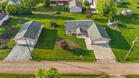 undefined, Knoxville, IA 50138