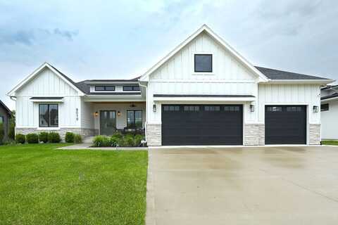 undefined, Johnston, IA 50131