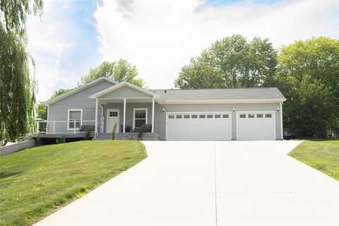2006 10th Street, Eldora, IA 50627