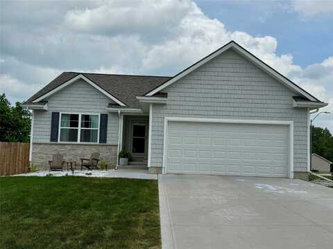 701 Patchett Drive, Mitchellville, IA 50169