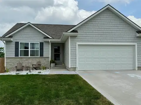 701 Patchett Drive, Mitchellville, IA 50169