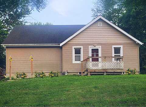 50 Park Street, Carlisle, IA 50047
