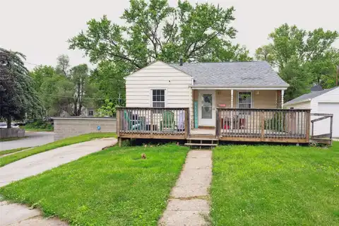 undefined, Newton, IA 50208