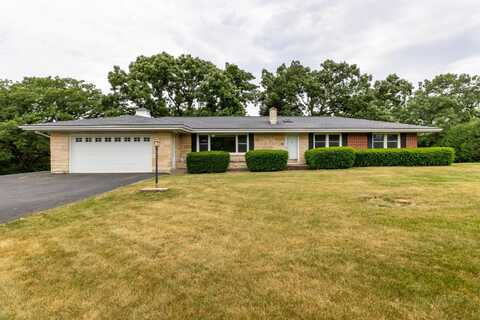 9779 Military, Dubuque, IA 52003