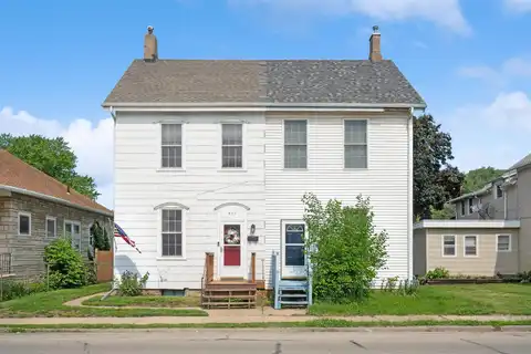 813 Rhomberg, Dubuque, IA 52001