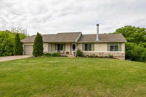 1320 Raymond, Platteville, WI 53818