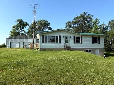 8948 287th, Maquoketa, IA 52060