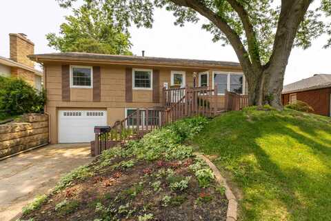 1880 Chaney, Dubuque, IA 52001