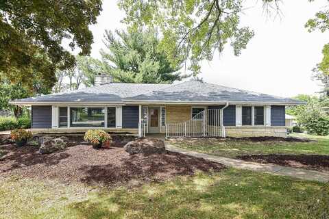 135 Devon, Dubuque, IA 52001