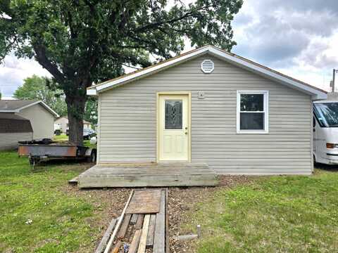 422 Wyota, East Dubuque, IL 61025
