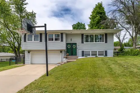 2195 Del Monaco, Dubuque, IA 52002