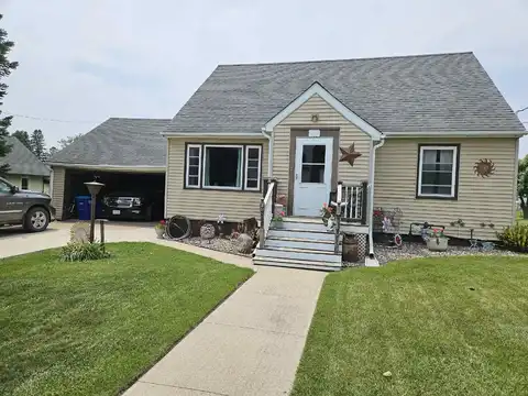 305 N Rutland, Garnavillo, IA 52049