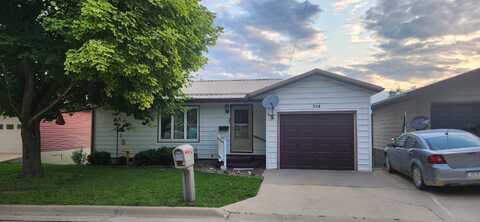 714 Davidson, Elkader, IA 52043