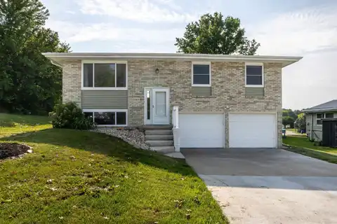 2760 Autumn, Asbury, IA 52002