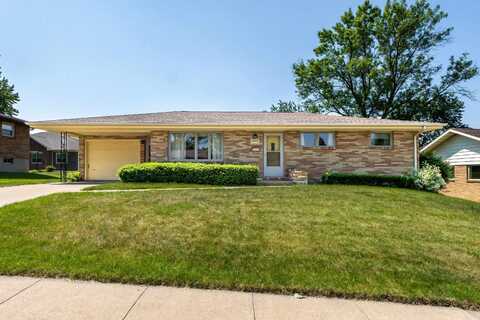 1842 Carter, Dubuque, IA 52001