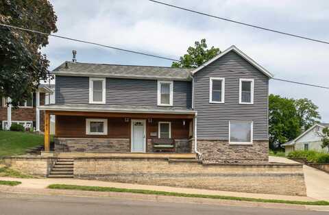 2183 Sunnyview, Dubuque, IA 52001