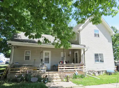 302 E Maple, Maquoketa, IA 52060