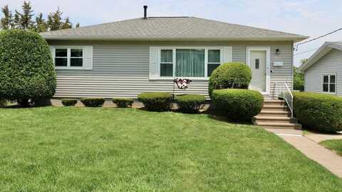 2863 Indiana, Dubuque, IA 52001