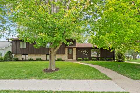 701 Anderson, Manchester, IA 52057
