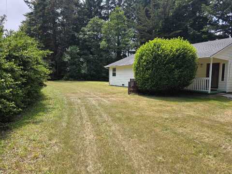 2080 Northcrest, Crescent City, CA 95531