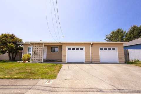 1022 Huntington, Crescent City, CA 95531
