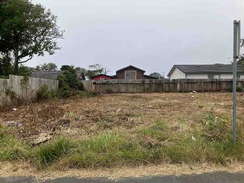 619 Lauff Ave, Crescent City, CA 95531, USA, CA 95531