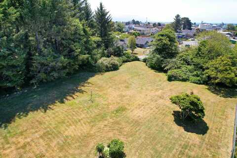 595 Amador, Crescent City, CA 95531
