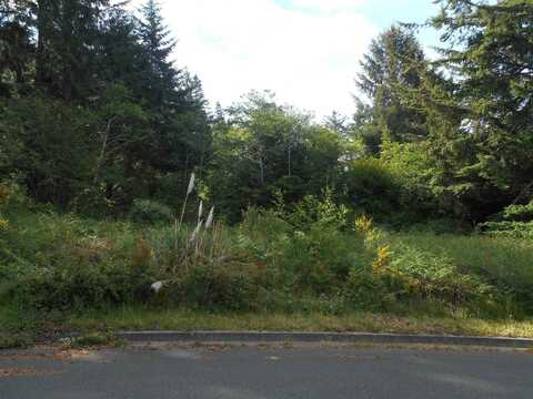 150 Shore Cliff, Crescent City, CA 95531