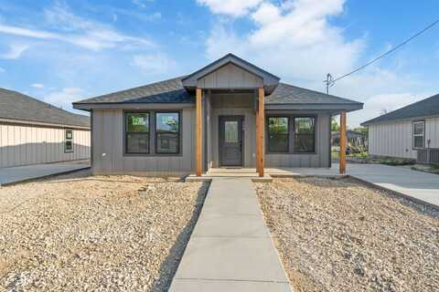 909 W 2nd, Del Rio, TX 78840