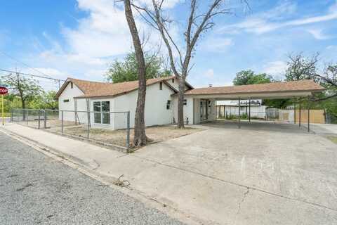 911 Cantu, Del Rio, TX 78840