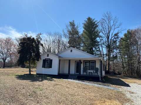 5849 MOUNT CROSS RD, Danville, VA 24540