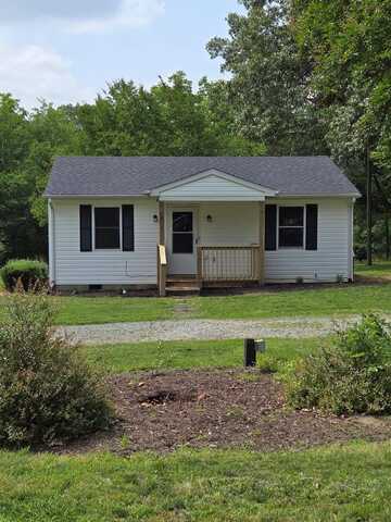 101 LYNN ST, Chatham, VA 24531
