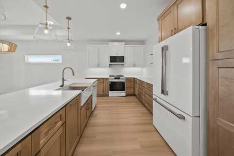 7215 Sunset Avenue, Panama City Beach, FL 32408