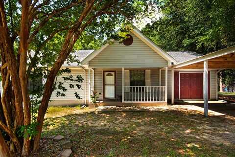223 W Pinoak Court, Crestview, FL 32539